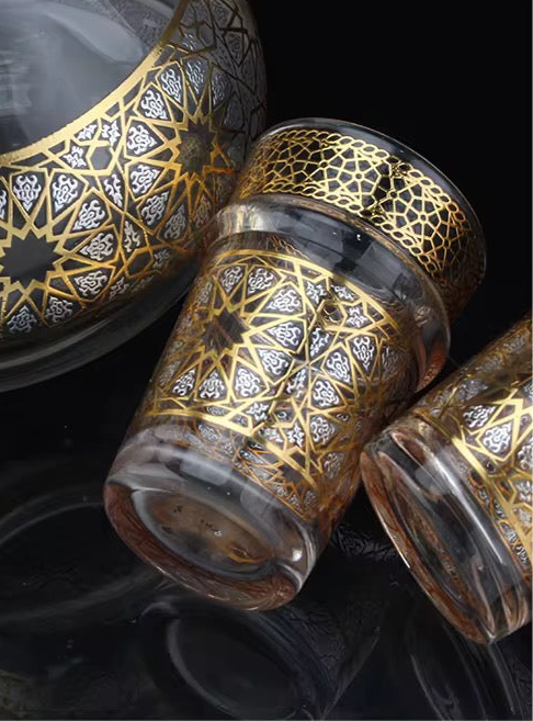 Ensemble 12 verres a thé Marocain bordure zelija doré