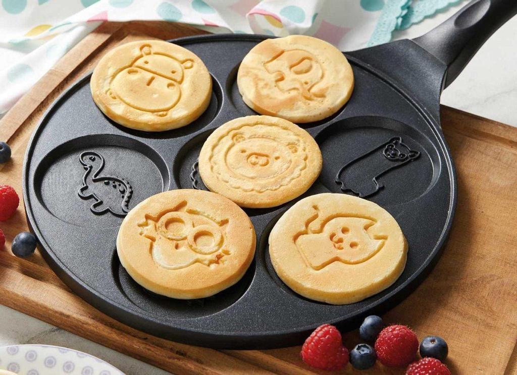 Poêle à pancake à quatre trous en design de têtes d'animaux