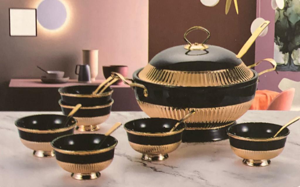 Soupière/ soup pot 15 pcs